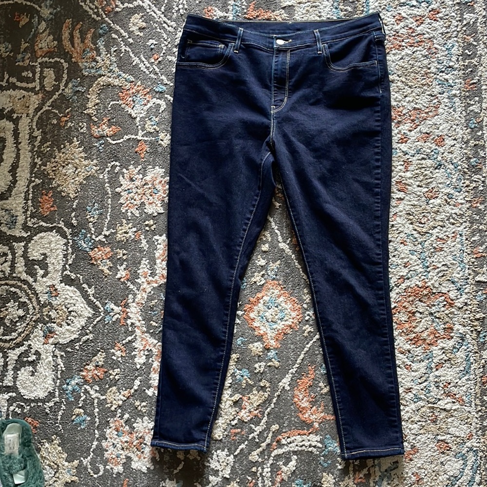 Levi Skinny Jean